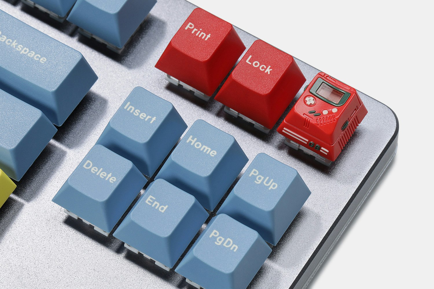 ZMKC Pocket Game Artisan Keycap 2 – Drop Exclusive
