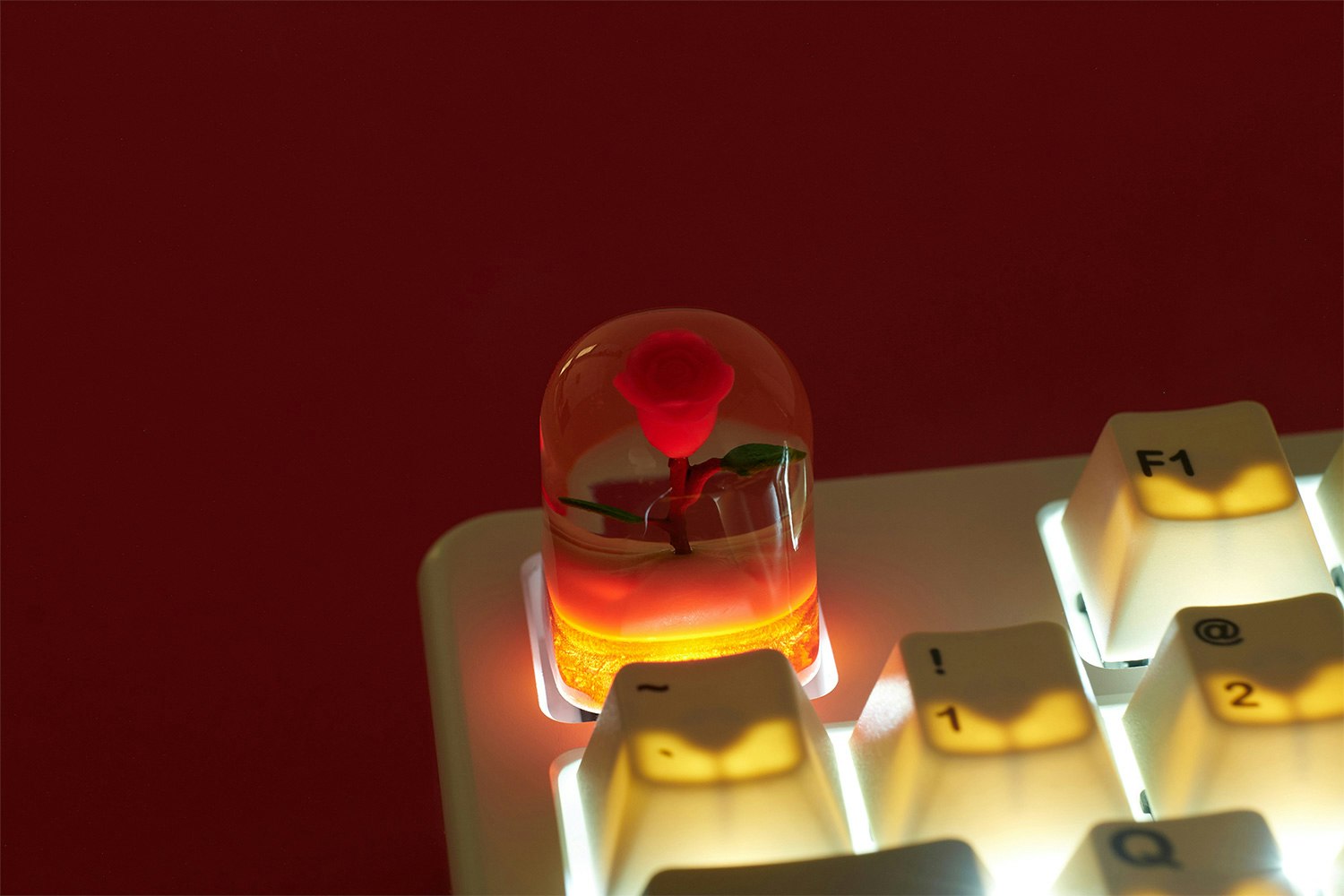 ZOMO Plus La Rose Artisan Keycap